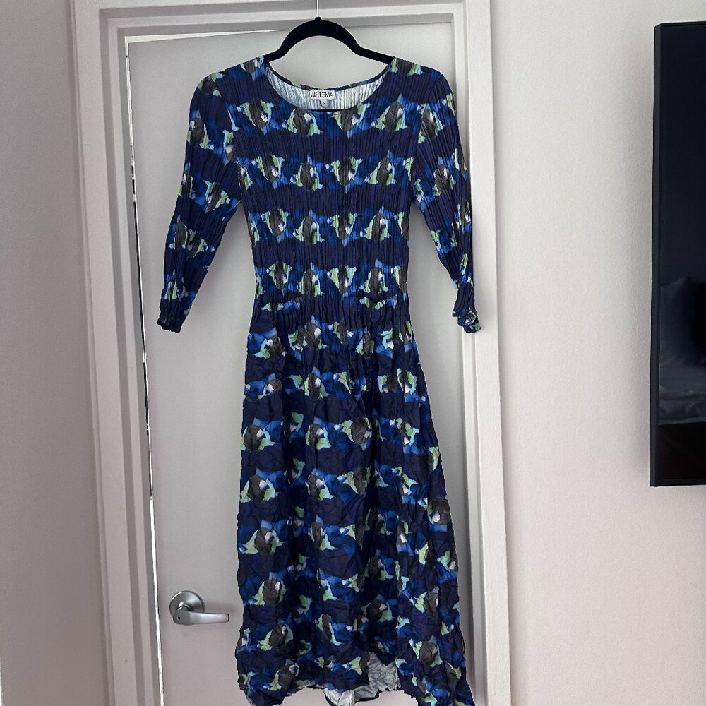 Dress by Alquema